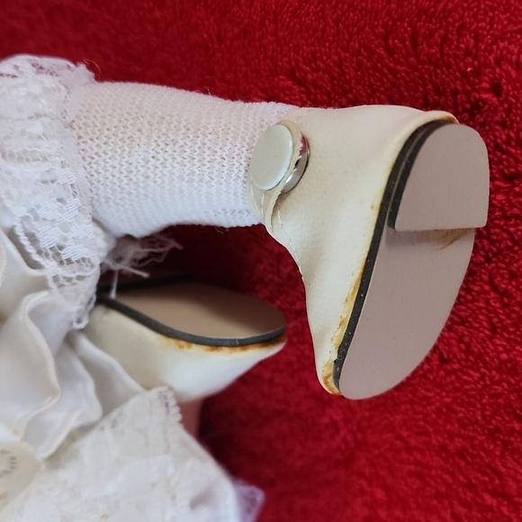 Porcelain Doll. 8 1/2" - Picture 4 of 10